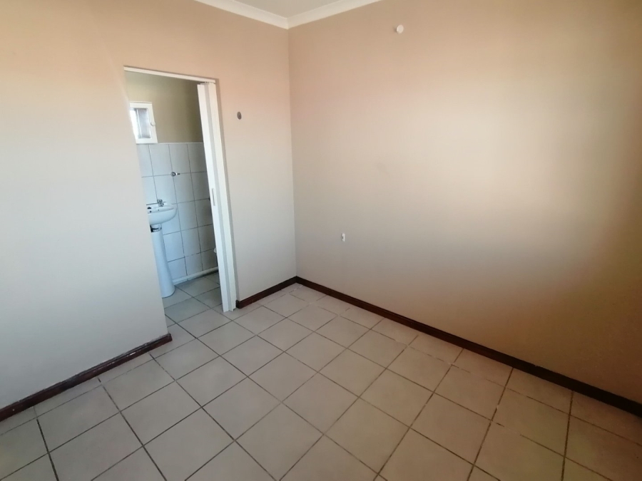 3 Bedroom Property for Sale in Strelitzia Park Eastern Cape